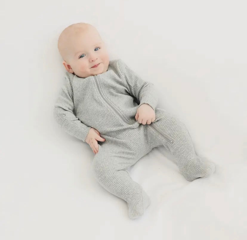 PERSONALISED CHRISTMAS ZIP SLEEPSUIT - INITIAL SANTA HAT